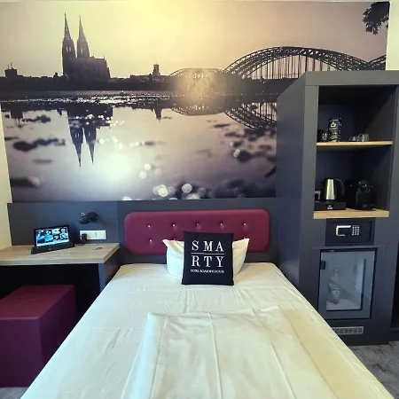 Smarty Dom - Boardinghouse - Kontaktloser Self Check-in Hotel