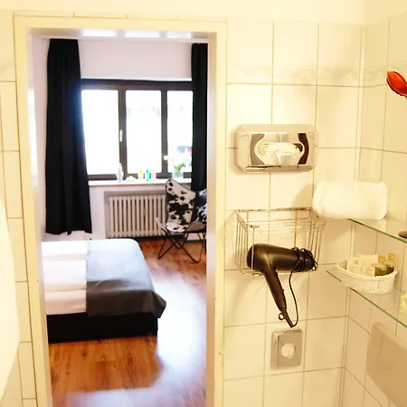 Hotel Smarty Dom - Boardinghouse - Kontaktloser Self Check-in 3*