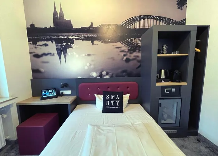 Smarty Dom - Boardinghouse - Kontaktloser Self Check-in Hotel