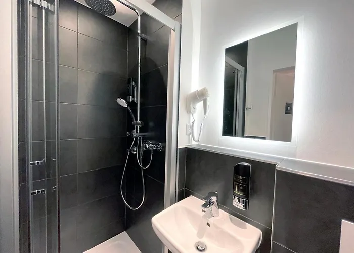 Hotel Smarty Dom - Boardinghouse - Kontaktloser Self Check-in 3*