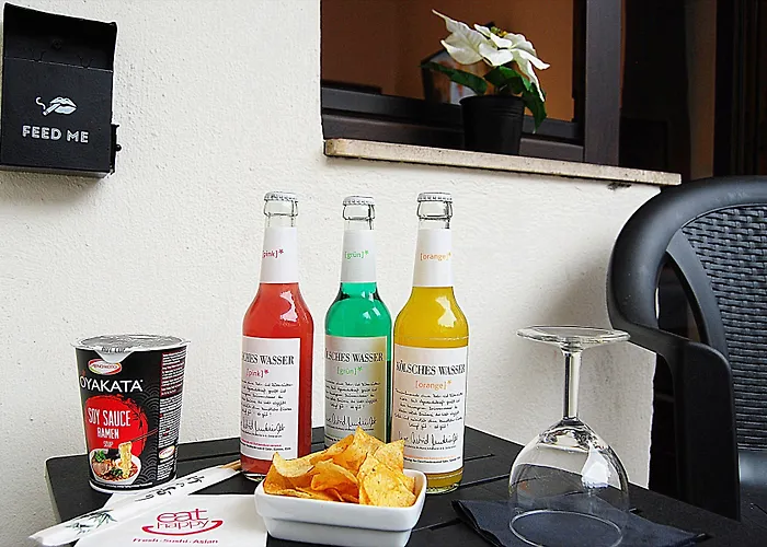 Smarty Dom - Boardinghouse - Kontaktloser Self Check-in 3* Keulen