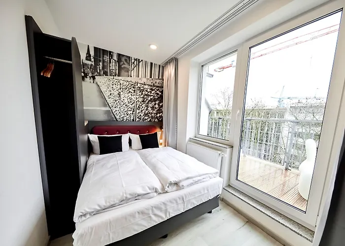 Smarty Dom - Boardinghouse - Kontaktloser Self Check-in Hotel 3*