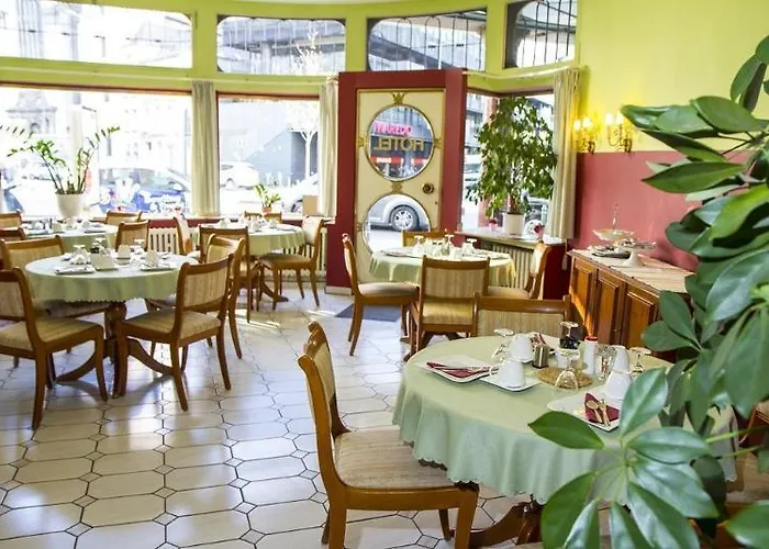 Smarty Dom - Boardinghouse - Kontaktloser Self Check-in 3* Colonia