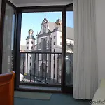 Smarty Dom - Boardinghouse - Kontaktloser Self Check-in Отель Кёльн