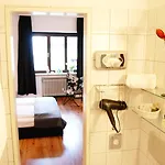فندق Smarty Dom - Boardinghouse - Kontaktloser Self Check-in 3*