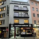 Smarty Dom - Boardinghouse - Kontaktloser Self Check-in 3* كولونيا