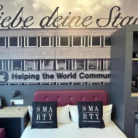 Smarty Dom - Boardinghouse - Kontaktloser Self Check-in Hotell