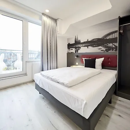 Smarty Dom - Boardinghouse - Kontaktloser Self Check-in Hotel Cologne