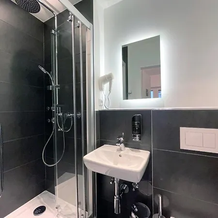 Smarty Dom - Boardinghouse - Kontaktloser Self Check-in Hotel