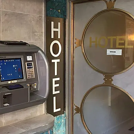 Smarty Dom - Boardinghouse - Kontaktloser Self Check-in Hotell Köln