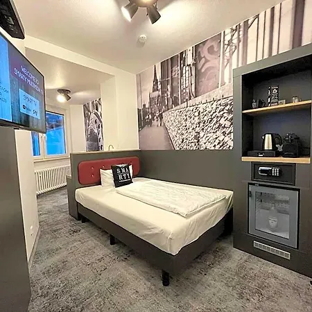 Smarty Dom - Boardinghouse - Kontaktloser Self Check-in Hotel