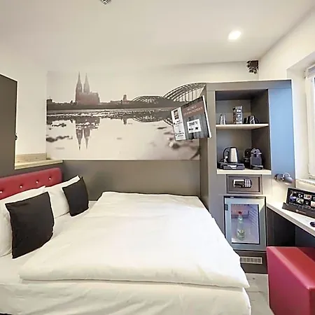 Smarty Dom - Boardinghouse - Kontaktloser Self Check-in Hotel
