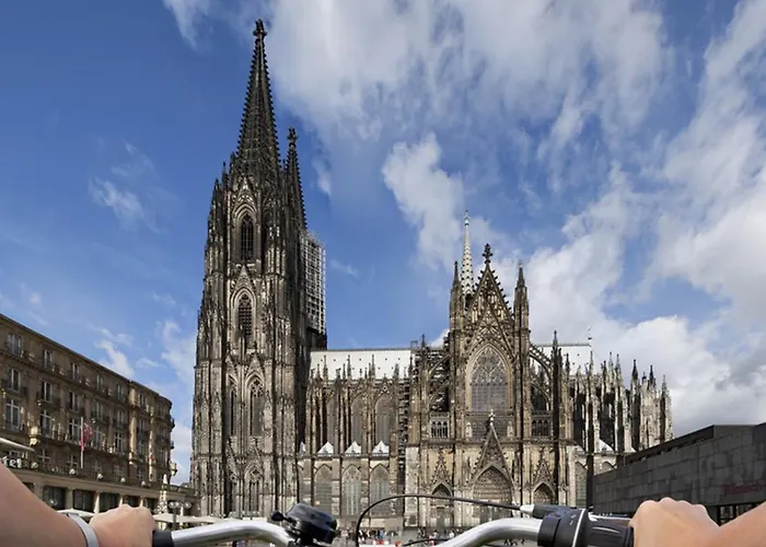 Smarty Dom - Boardinghouse - Kontaktloser Self Check-in Hotel Colonia