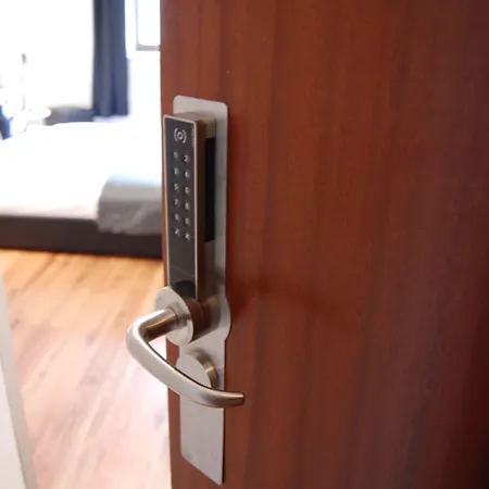 Smarty Dom - Boardinghouse - Kontaktloser Self Check-in